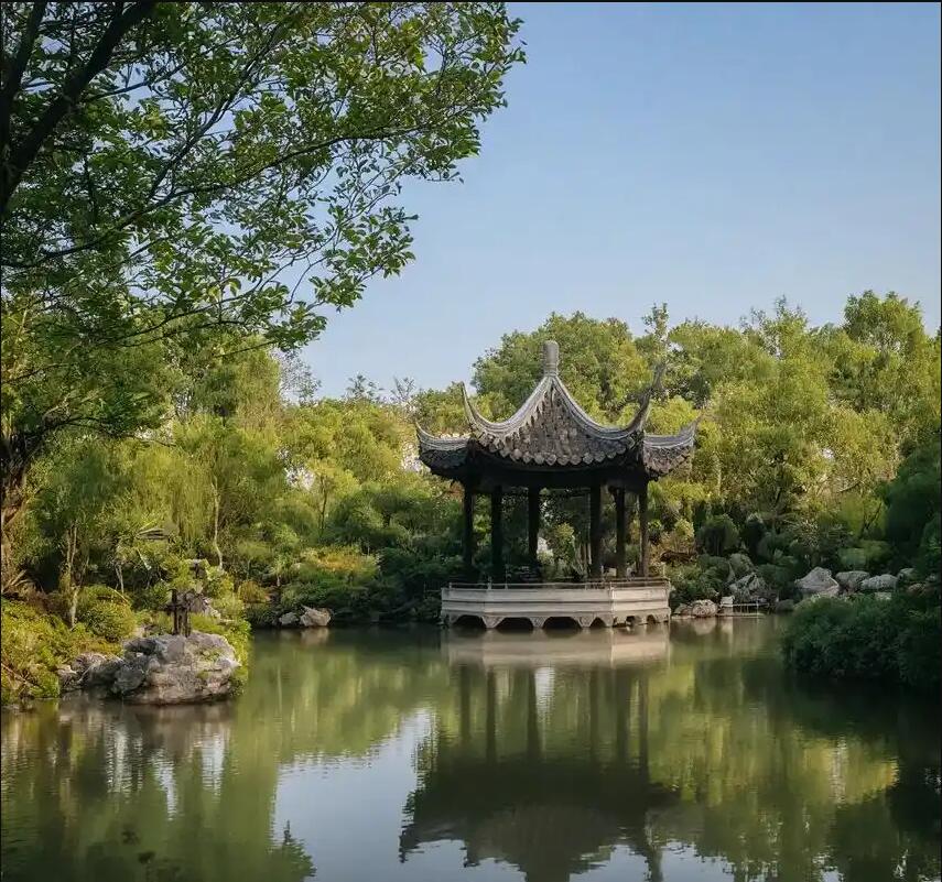 重庆夏彤餐饮有限公司